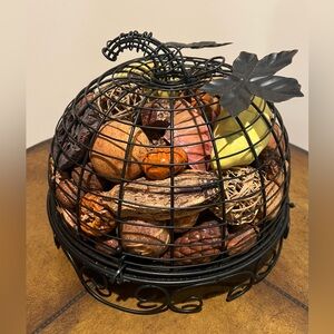 NEW BEAUTIFUL FESTIVE DECORATIVE CENTERPIECE METAL POTPOURRI HOLDER 12” x 12”